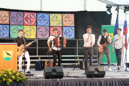 PRIREDITEV OB ZAKLJUČKU GRADNJE PŠ LAVRICA 14